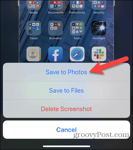 Při úpravě obrazovky iPhonu klepněte na Uložit do fotografií