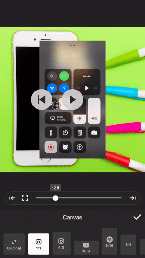 Přetažením posuvníku doleva nebo doprava můžete změnit velikost videa v aplikaci InShot.