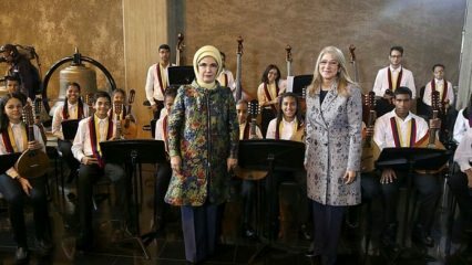 Zvláštní hudební vystoupení pro First Lady Erdoğan ve Venezuele