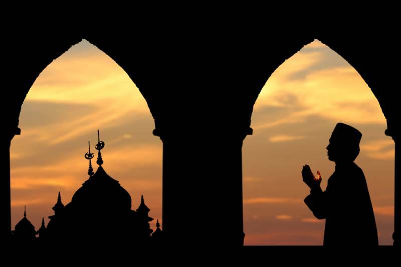 Modlitba se čte po adhan! Jak se modlit?