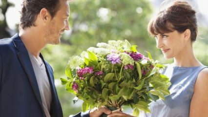Proč by ženy měly kupovat květiny?