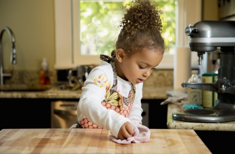 Jaké domácí práce mohou děti dělat?