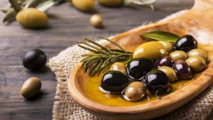 Co lze udělat, aby se zabránilo změknutí domácích oliv? Jak uchovat olivy po dlouhou dobu