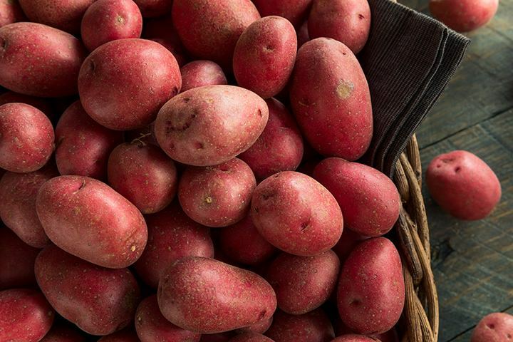výhody červené brambory