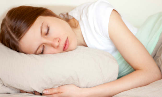 Jaké jsou zdravotní přínosy pravidelného spánku? Co je třeba udělat pro zdravý spánek?