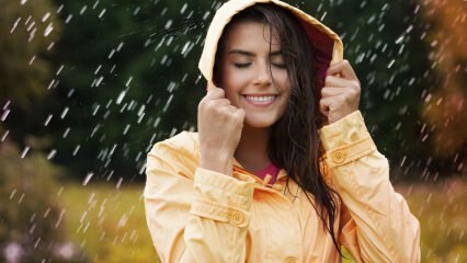Jaké jsou přínosy dešťové vody na kůži a vlasy?