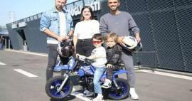 Gesto od Kenana Sofuoğlua malému chlapci! Synovu motorku věnoval jako dárek.