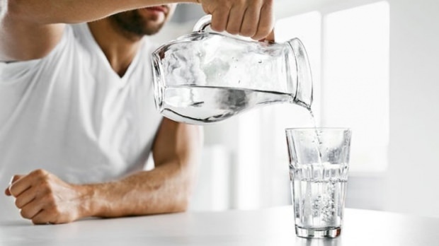 Jak zhubnout pitnou vodou? Vodní dieta, která oslabuje 7 kilogramů za týden! Hmotnost pitné vody