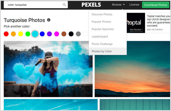 Pexels třídí fotografie podle barev