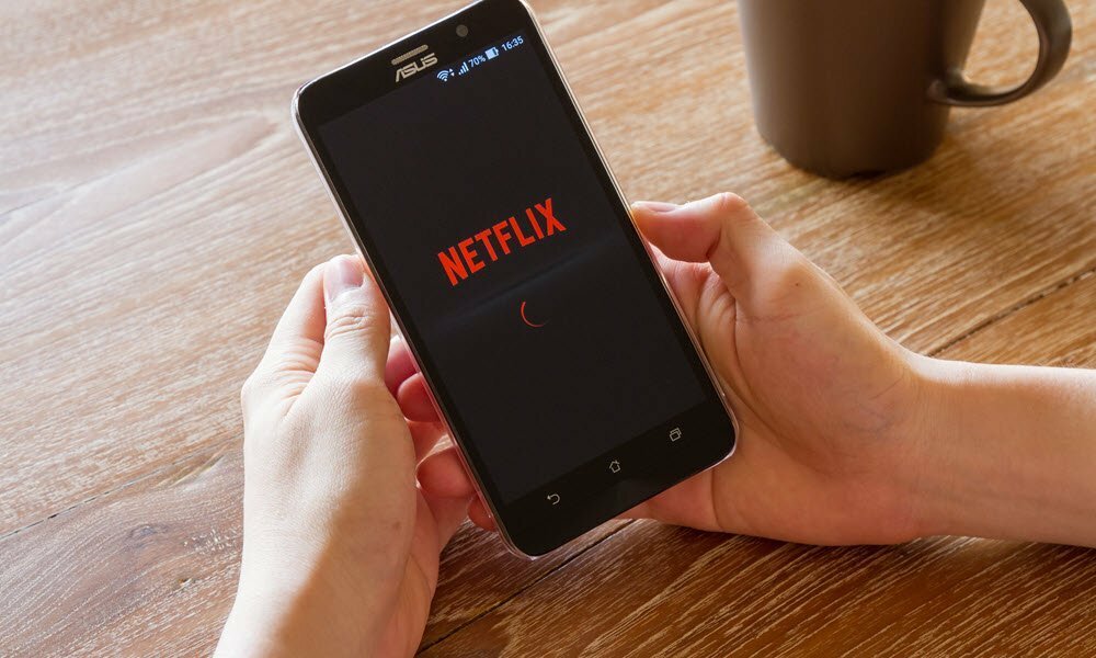 Jak používat funkci Netflix „Stahování pro vás“