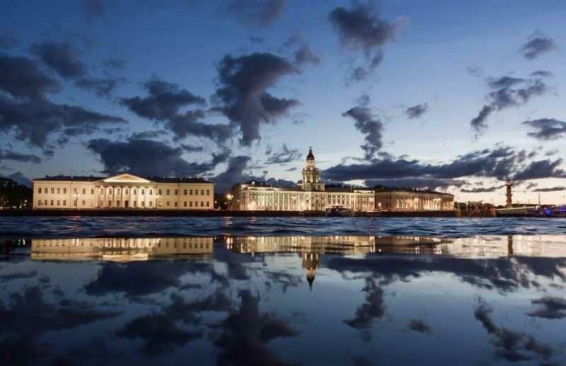 Svatý. Petrohrad
