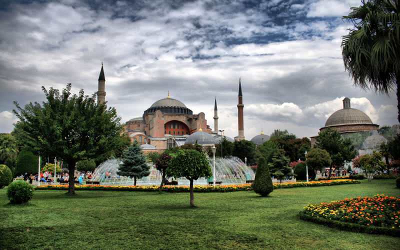 Kde je mešita Hagia Sophia?
