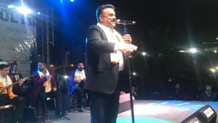 Bülent Serttaş rozesmál všechny na pódiu!