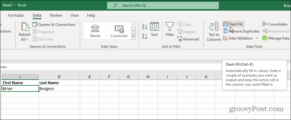 Datové nástroje Flash Fill Excel