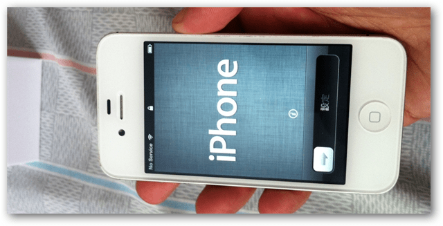 Získejte iPhone 4S za levné