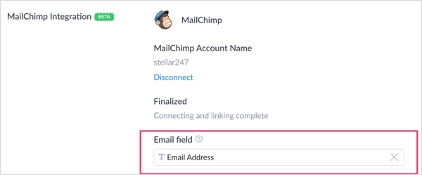 V části Integrace Mailchimp klikněte do pole E-mailové pole a vyberte vlastní pole, které jste vytvořili pro zachycení e-mailových adres. 