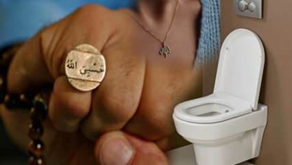 Je možné vstoupit na toaletu s amuletem a náhrdelníkem Alláh? Vstup do toalety s veršem a modlitebním nápisem.