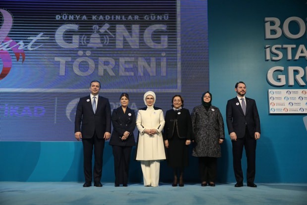 "Mezinárodní den žen" sdílení první dámou Erdoğan