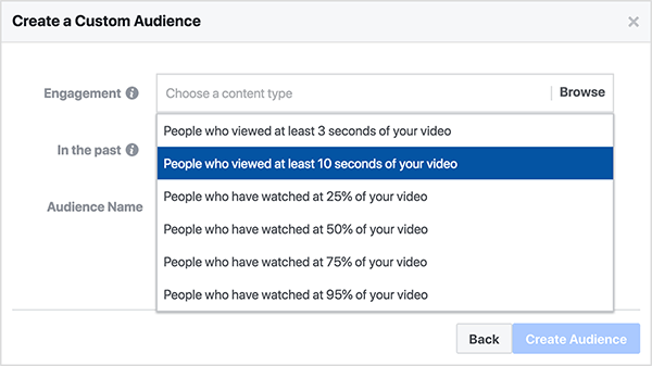 Facebook vytvoří dialogové okno pro vlastní publikum pro zobrazení videa, které si vlastní publikum umožňuje vybrat Lidé, kteří sledovali nejméně 10 sekund vašeho videa, nebo lidé, kteří sledovali nejméně 25% vašeho videa Video.