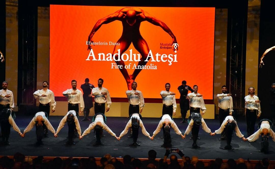  2. Turecký světový filmový festival Korkut Ata Taneční skupina Fire of Anatolia