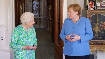 Královna Speciální dárek od Elizabeth německé prezidentce Angele Merkelové!