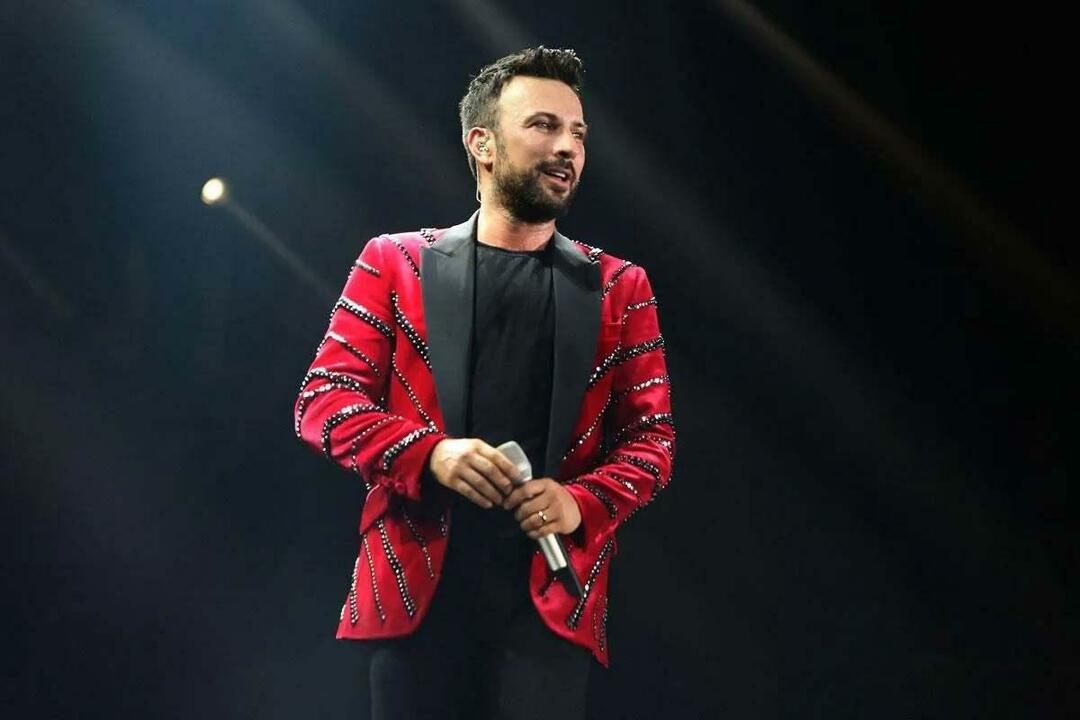 Bylo jasné, proč Tarkan opustil pódium! 9 milionů lir bylo málo