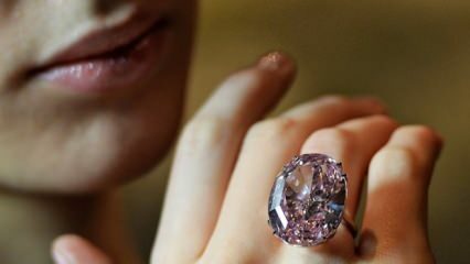 Největší růžový diamant na světě