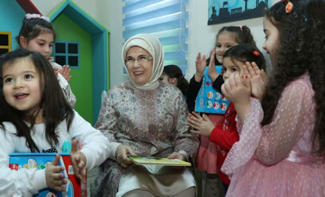 Emine Erdogan: Pojďte holky do školy!