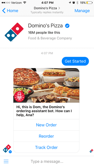 Chatbot serveru Domino usnadňuje zákazníkům sledování jejich objednávek. To může omezit hovory do obchodu.