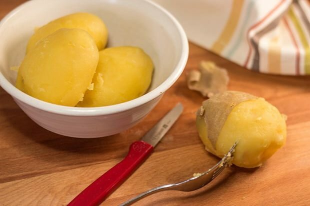 hubnutí s vařenými brambory