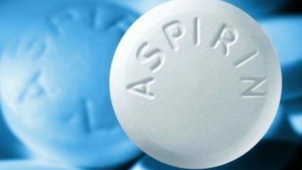 Je aspirin dobrý pro vlasy? Maska na vlasy vyrobená z aspirinu 
