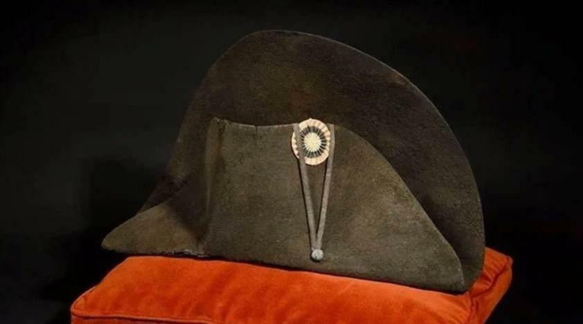 napoleonův klobouk
