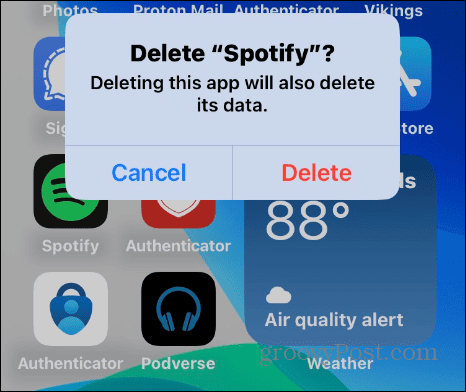 Smažte aplikaci Spotify na iPhone
