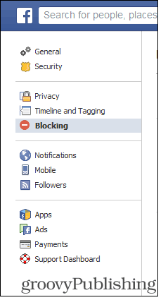 Facebook hry žádá blokování menu