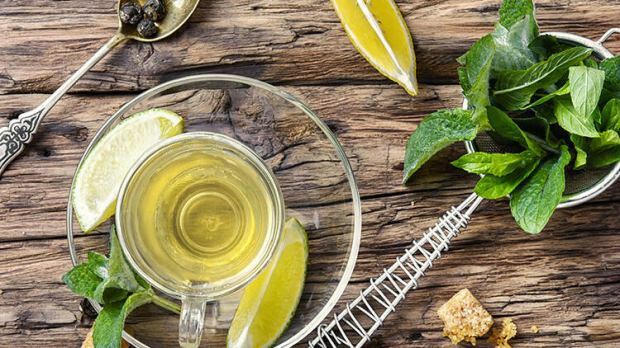 Výhody pití čaje s citronem! Metoda rychlého hubnutí s citronovým čajem