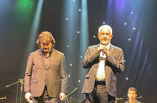 Ahmet Şafak opustil svůj koncert v polovině kvůli explozi v Bartınu.