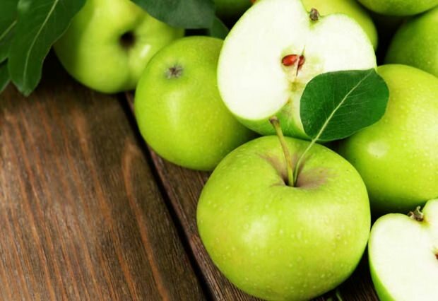 Jak si vyrobit jablkovou dietu? Jedlé zelené jablko ...