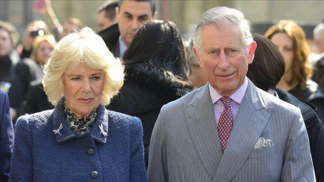 Král III. Charles a jeho manželka Camilla 