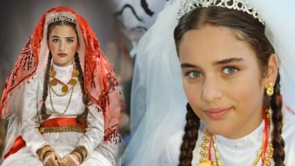 Kdo je Çağla Şimşek, jed série „Malá nevěsta“? Třese sociální média, jak je tomu nyní ...