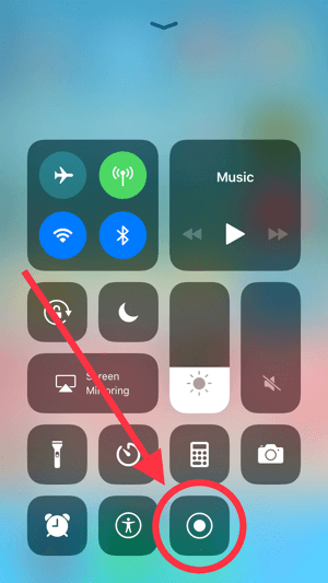 Klepnutím na ikonu nahrávání na obrazovce zahájíte nahrávání na svém zařízení iOS.