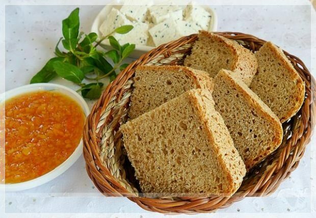 Oslabuje lupiny chléb? Kolik kalorií celozrnného chleba?