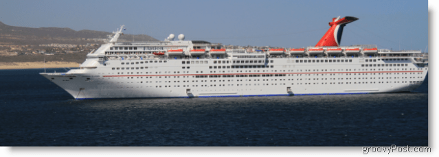 Nějaká velká výletní loď v Cabo San Lucas v Mexiku