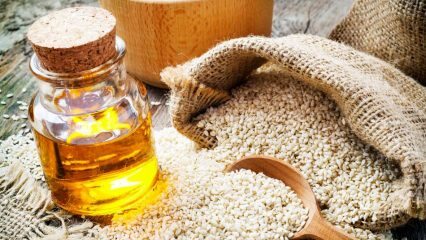 Jaké jsou výhody sezamového oleje pro pokožku? Jak se sezamový olej aplikuje na pokožku?