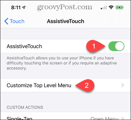 Zapněte AssistiveTouch v nastavení iPhone