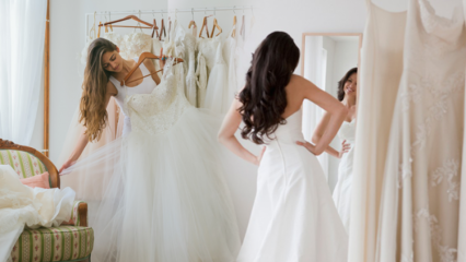 Co je třeba vzít v úvahu při nákupu svatebních šatů? 2020 letní plesové šaty