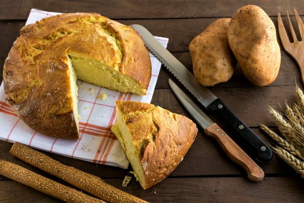 Jak vyrobit kukuřičný chléb? Recept v plné konzistenci