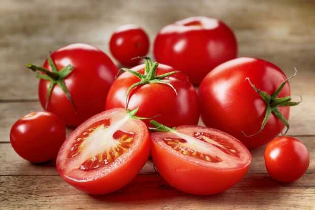kyselá jídla, jako jsou rajčata, vyvolávají gastritidu