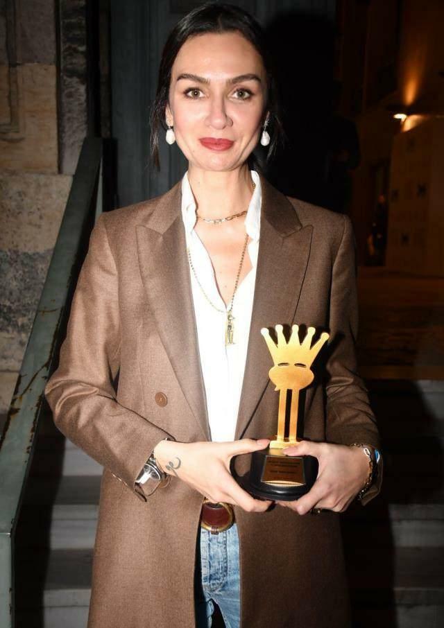 Birce Akalay byla oceněna cenou pro nejlepší herečku.
