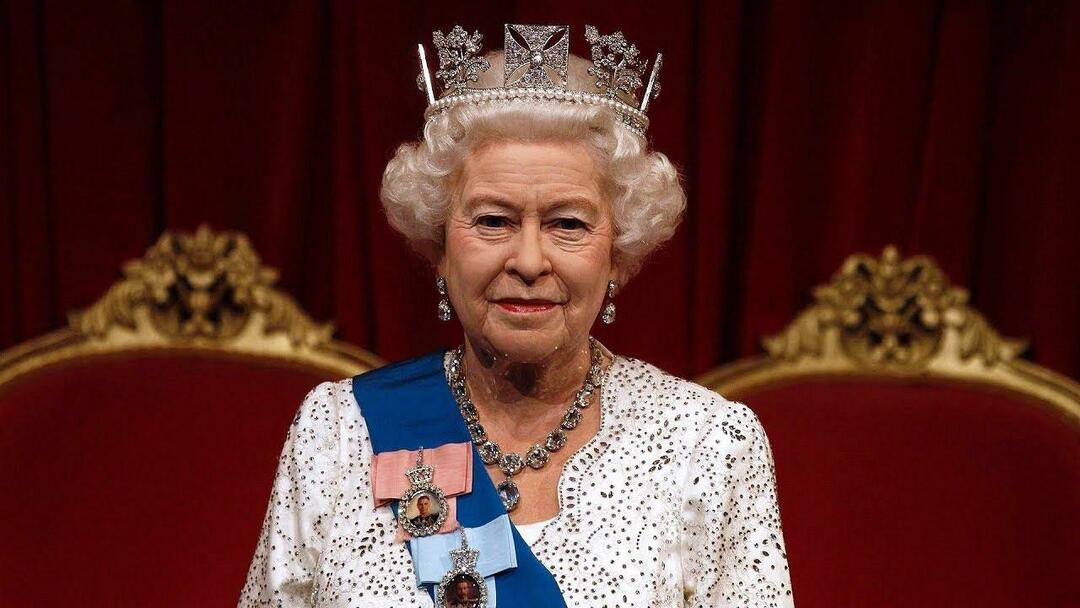Královna Elizabeth nechala své dědictví za 447 milionů dolarů na překvapivé jméno!