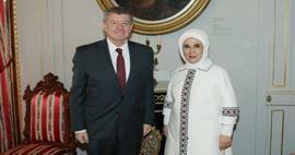 První dáma Erdoğan se setkala s náměstkem generálního tajemníka OSN!